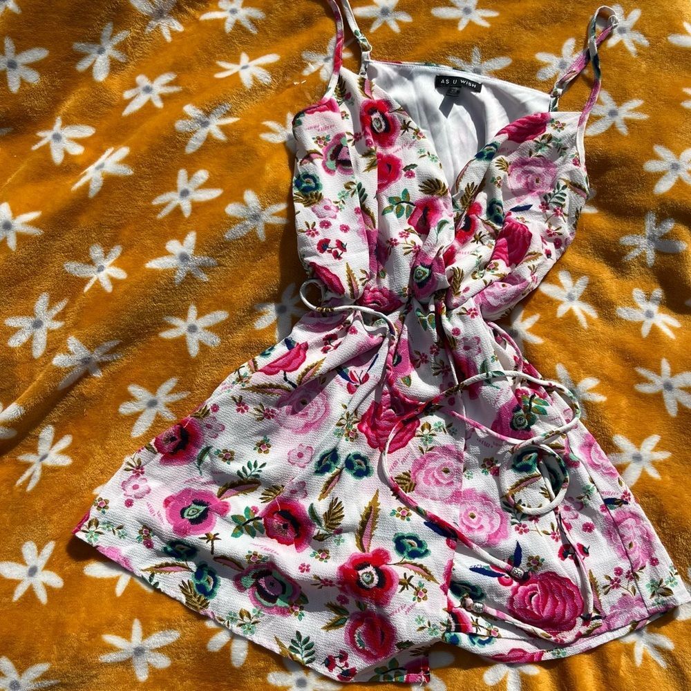 AS U WISH Bold Colorful Floral Romper White Size XS/S